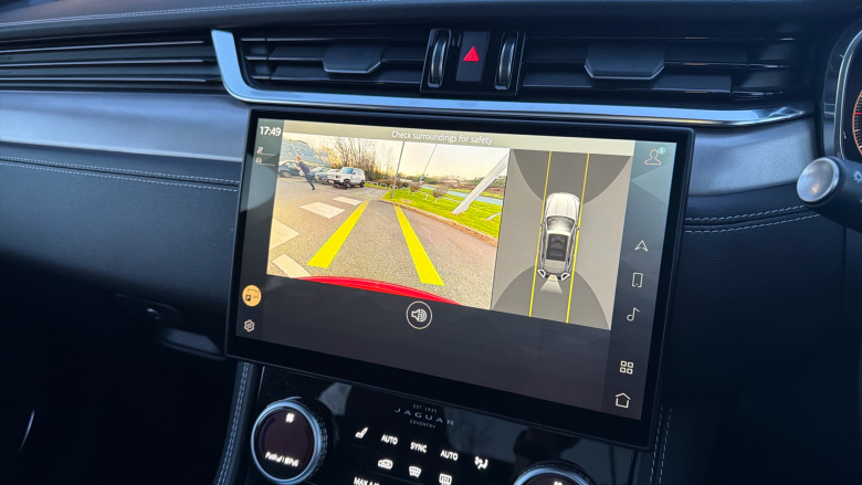 Jaguar F-Pace 2.0 D200 R-Dynamic SE Black 5dr Auto AWD Diesel Estate